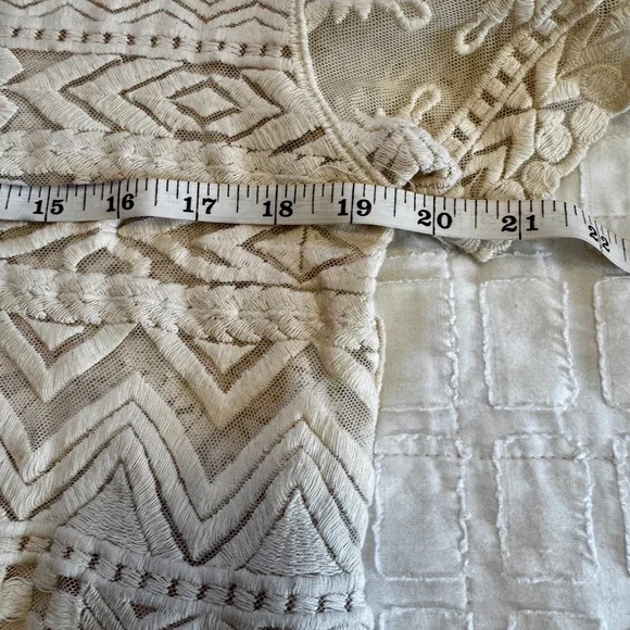 Anthropologie Cream Lace Blouse - Picture 4 of 5